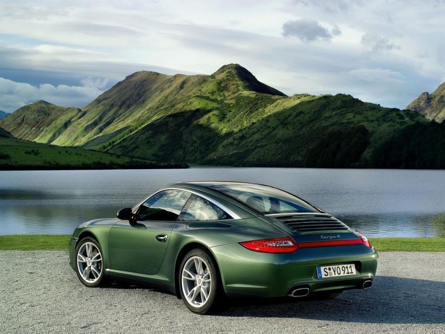  Porsche 911 Targa 4 2008 года  (фото 10 из 22)